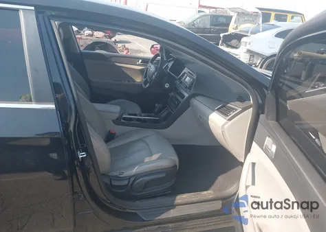 2015 Hyundai Sonata Se z USA, uszkodzony, nr VIN 5NPE24AF2FH167109